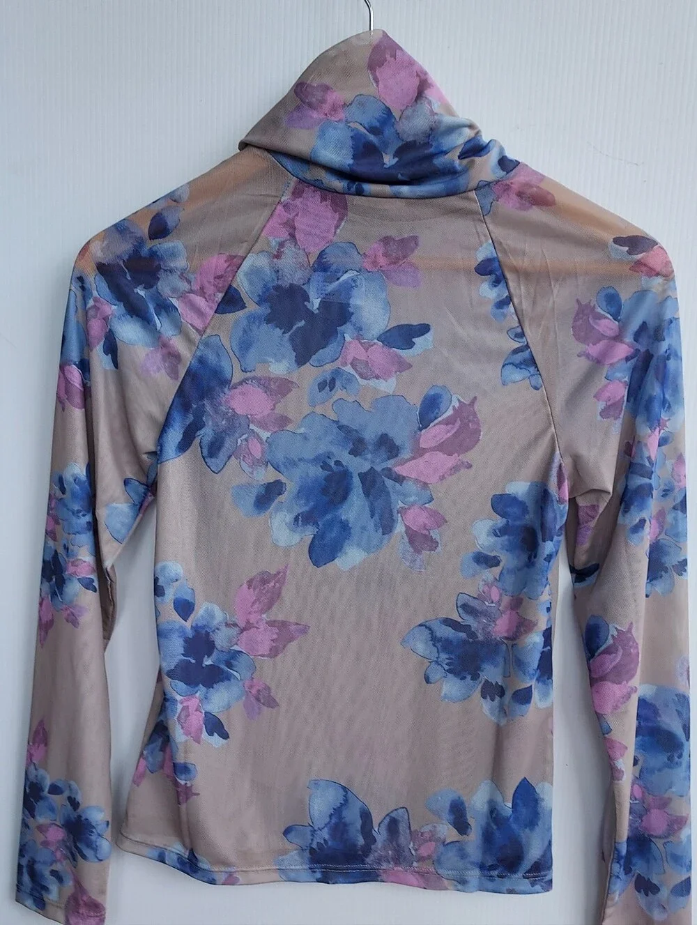 Free People Gray Floral Long Sleeve Mesh Mock Neck Top Size Medium NEW NWT